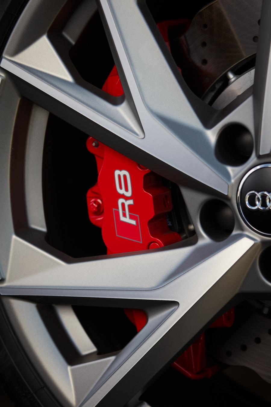 Колеса Audi R8 V10 RWD Coupe 2020 года  (AU) (фото 34 из 35)